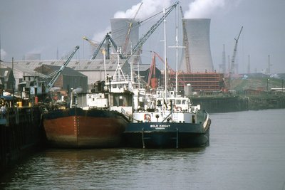 BRIXHAM & BOLD KNIGHT 030780.jpg