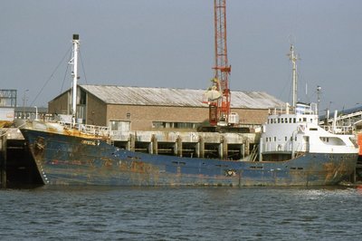 CRYSTAL V 080492a.jpg