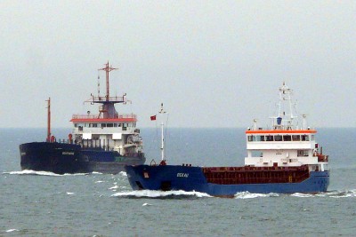 bekau020410x2.jpg