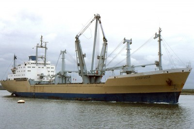 STRATHESK 100780a.jpg