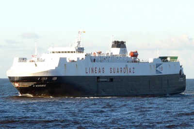laudace101110x2.jpg