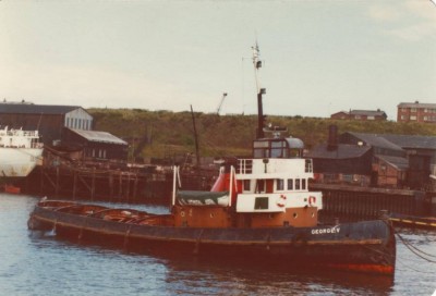 George V at Broads landing SS.jpg