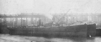 1924.Doxfords quay. Pacific Shipper and Trader.jpg