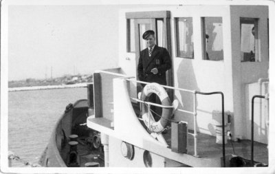 John Newby on Dunsnipe - Newport Docks - c1962.jpg