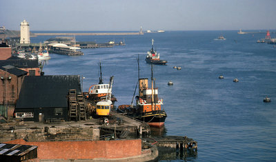 Tyne entrance May 68.jpg