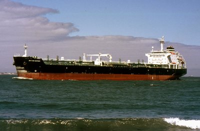 BRITISH ESTEEM 120504a.jpg