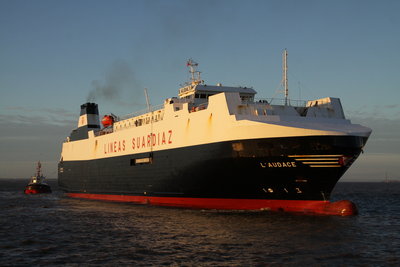 LAudace~Yeoman~Hull~050114b.JPG
