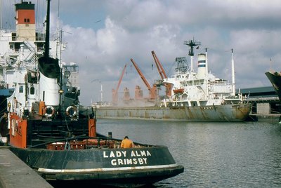 LADY ALMA (66)-MYKON WAVE 030486a.jpg
