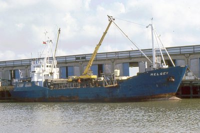 HELGEY 030486a.jpg