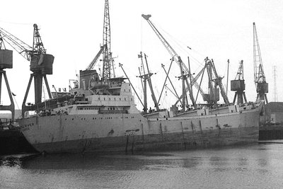 crossriver130174x1.jpg