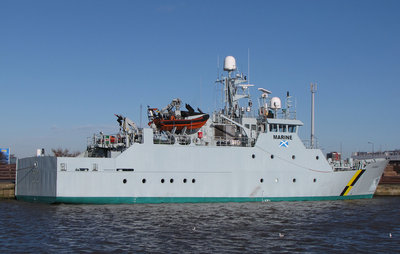 MINNA010214B.jpg