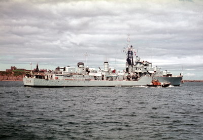 Defender, July 1966 (2)_1.jpg