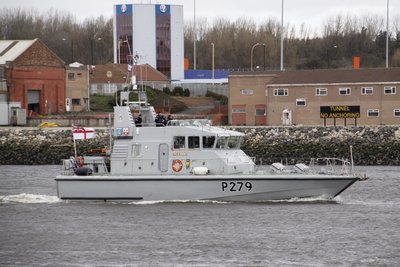 24) HMS Blazer (13.04.14).jpg
