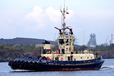 SVITZER LACEBY 071014c.JPG