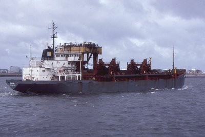 DEEPSTONE 290382a.jpg