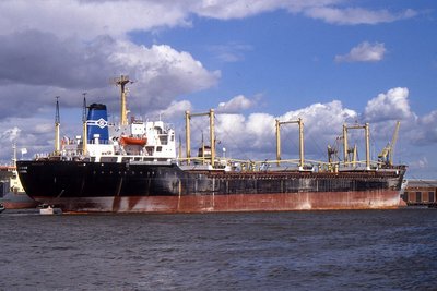 GLAFKOS 130997a.jpg