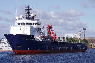 HIGHLAND FORTRESS 050811d.JPG