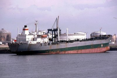 MAKHACHKLA 040681a.jpg