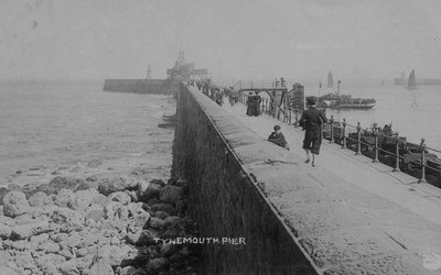 Tynemouth Pier.jpg