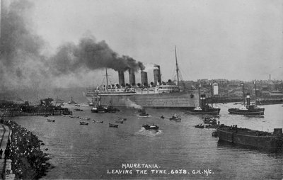 Leaving the Tyne.jpg