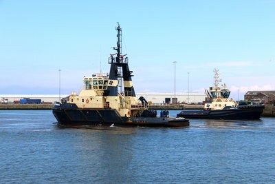 Svitzer Mercia & Svitzer Tyne, 29 July 2016_1.JPG