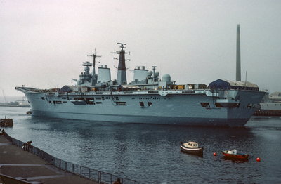 Ark Royal, 17 March 1985 (4)_1.jpg