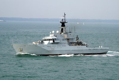 HMS TYNE 101015c.JPG
