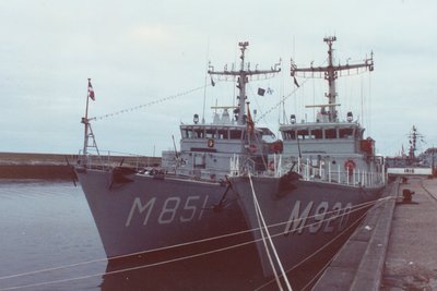 M851B.jpg