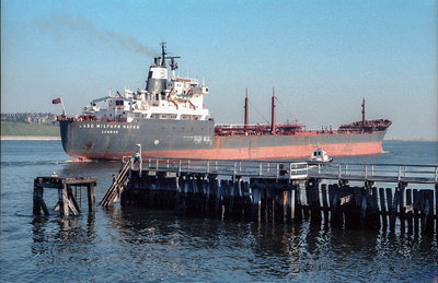 Esso Milford Haven. 12 October 1986  _1_1.jpg