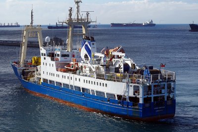 OCEAN OBSERVER 041017z.JPG