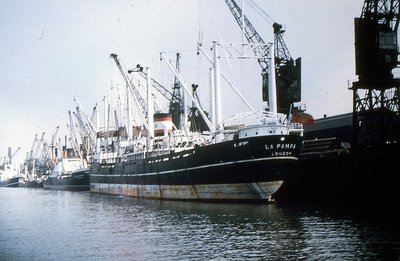 LA PAMPA in 1961 Tyne Tees Wharf.jpg