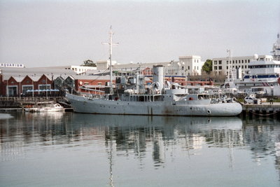 Somerset, Cape Town, 6 September 2003 (3)_1.jpg