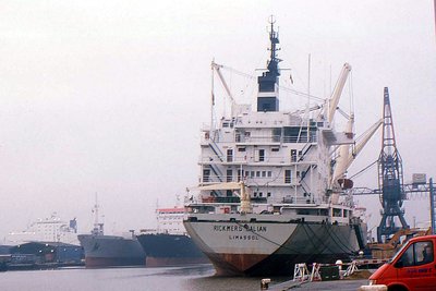 rickmers-dalian241198.jpg