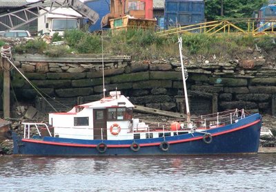 LIFEBOAT_082002_Tyne.jpg