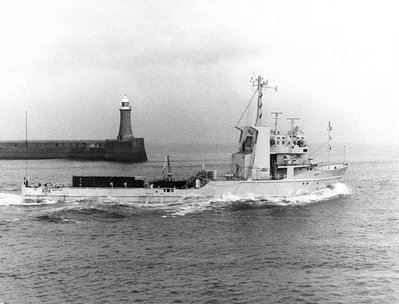 SENTINEL Leaving the Tyne January 1984.jpg