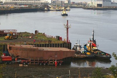 HULL 164 151008b.JPG