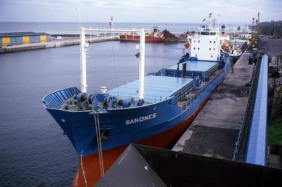 SANDNES 080686a.jpg