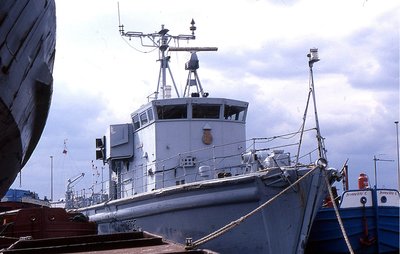 HMS WATERWICH 290892a.jpg
