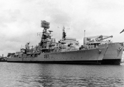 HMS CORUNNA   30-5-1971.jpg