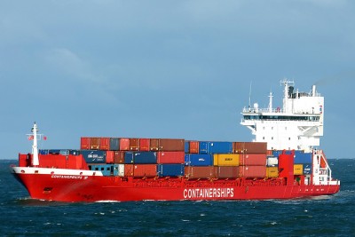 21177containerships-iv041121x1.jpg
