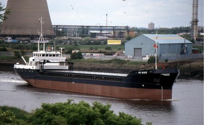 FRI RIVER 170506a.jpg