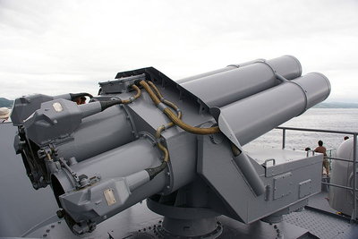 800px-Bofors_anti_submarine_rocket_launcher.jpg