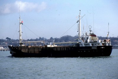 ALTEFAHR 090382a.jpg