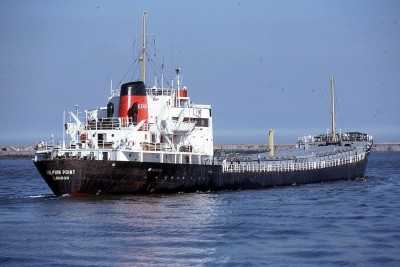 DOLPHIN POINT 050382a.jpg