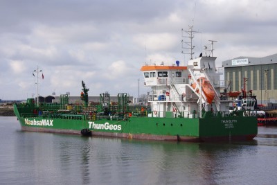 THUN BLYTH 050324d.JPG