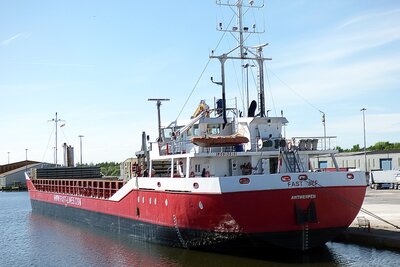 25005 fast jef 020525 x1.jpg