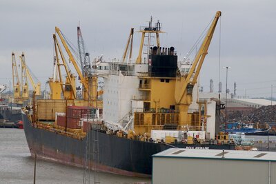 BOULARIBANK 050607b.JPG