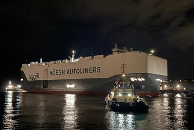 Hoegh Moonlight-2.jpg