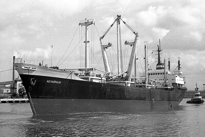 petropolis 180975 x1.jpg