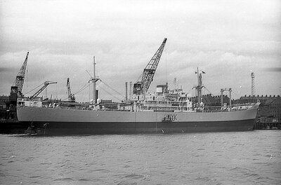 johanna u 080975 x2.jpg